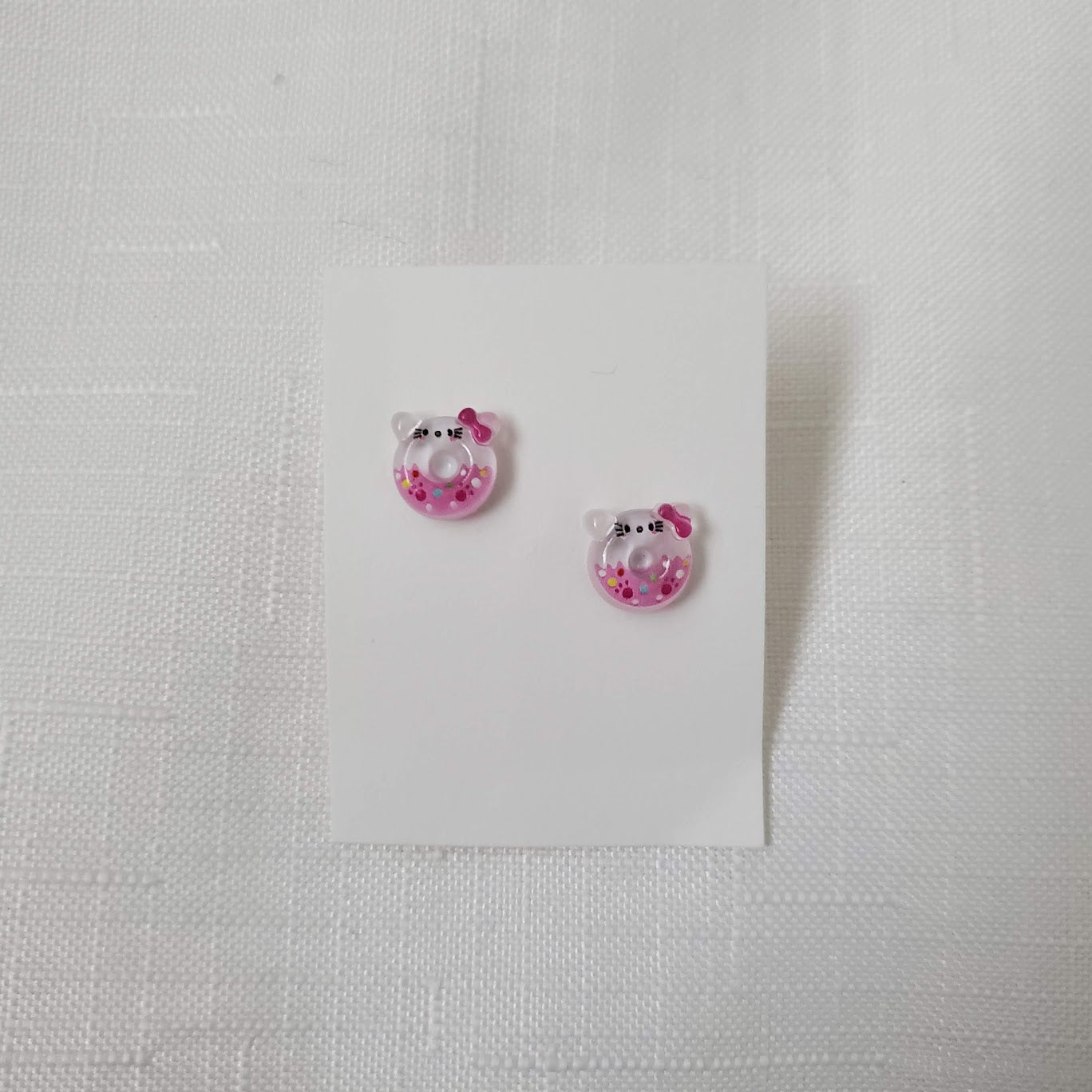 Hello Kitty Donut Stud